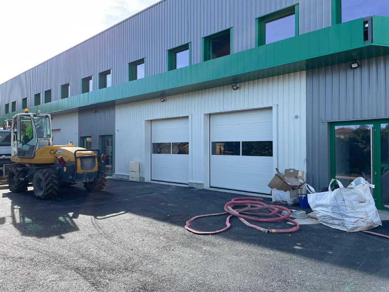 Local d'activité Mions 154m² Location local d'activité Mions Rhône OLACT2201626 4
